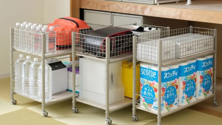 YAMAZEN Storage rack with casters 4